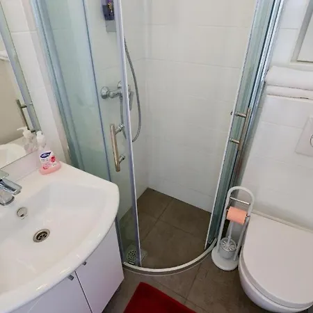 Апартаменти With A Parking Space - Diklo, - 22555