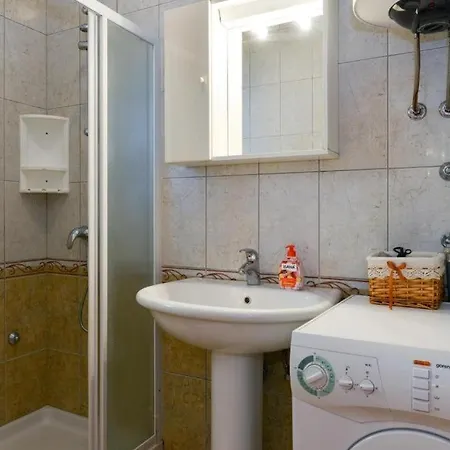 With A Parking Space - Diklo, - 22555 Задар
