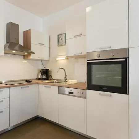 With A Parking Space - Diklo, - 22555 Апартаменти