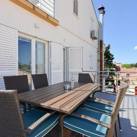 Апартаменти With A Parking Space - Diklo, - 22555 Задар